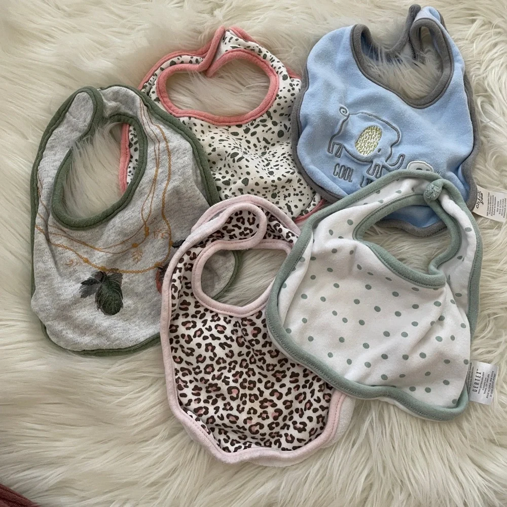 Bib bundle